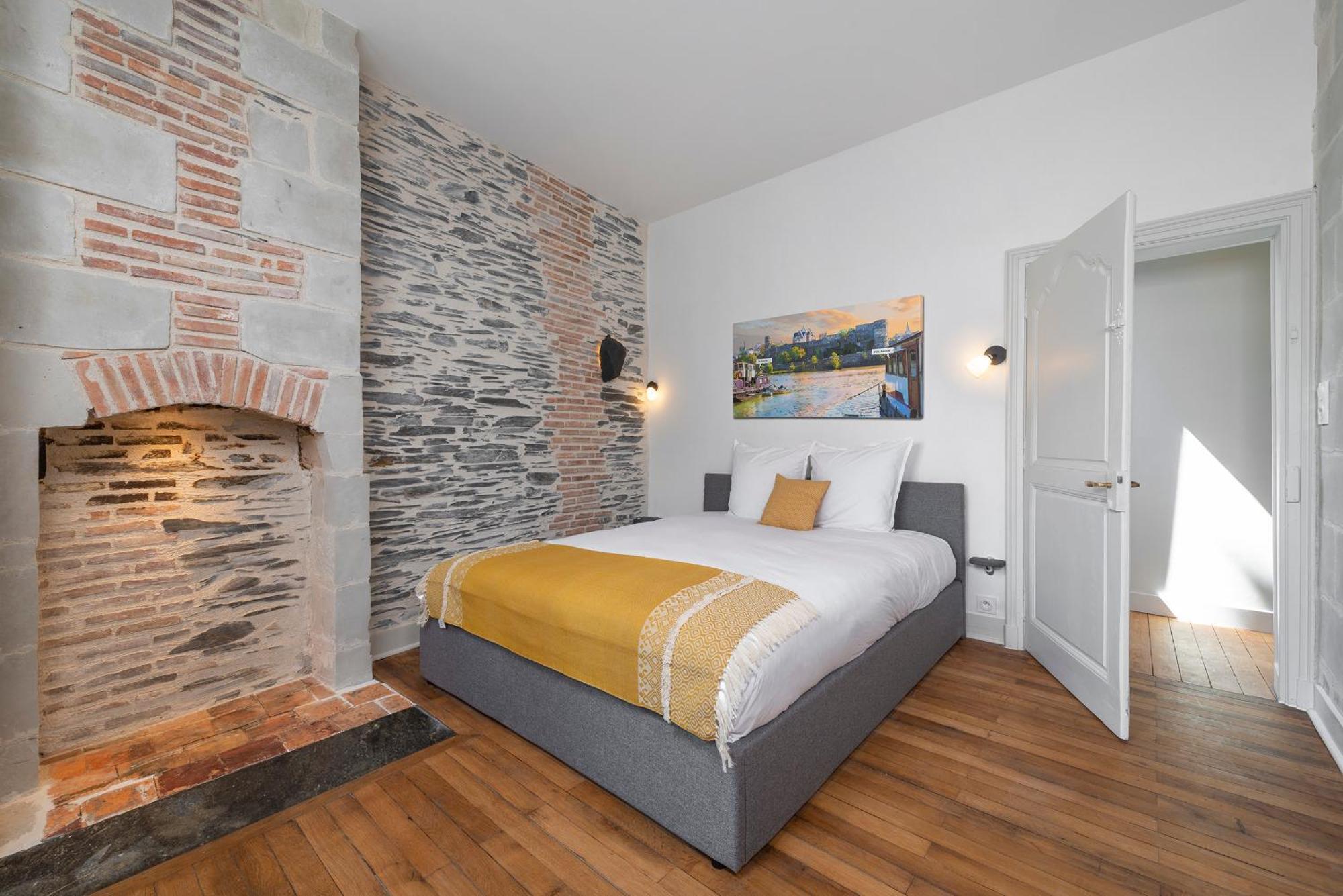 Appartements Lumineux Et Charmants En Coeur De Ville Анже Стая снимка